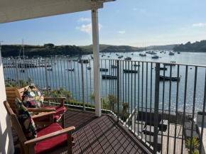 N° 28 The Salcombe